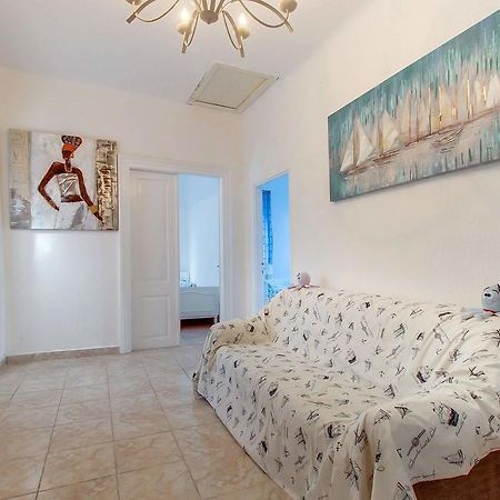 Narcis Central Apartment With Sea & City Views Veli Lošinj Εξωτερικό φωτογραφία