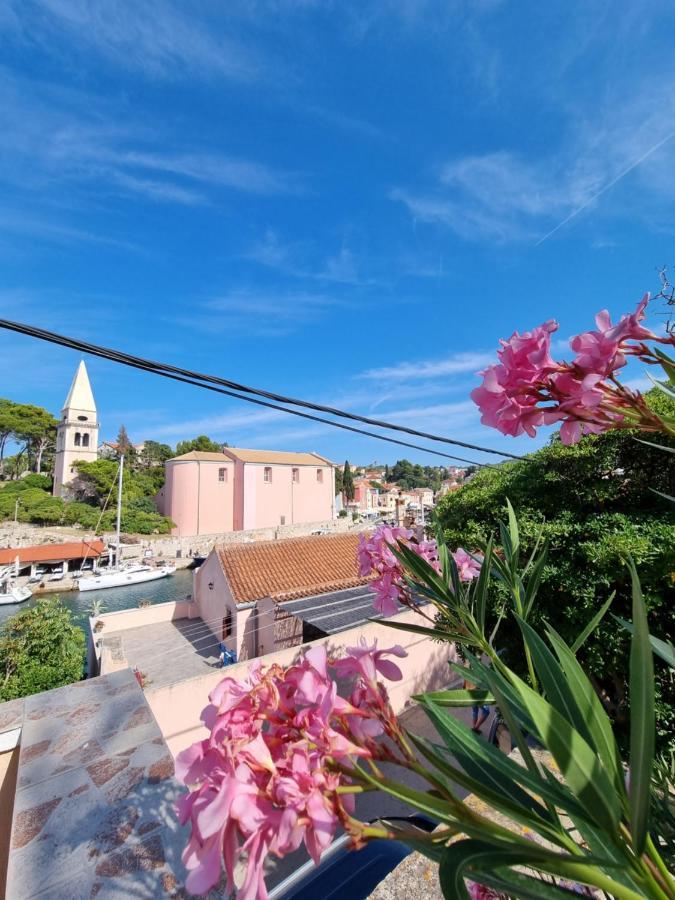 Narcis Central Apartment With Sea & City Views Veli Lošinj Εξωτερικό φωτογραφία