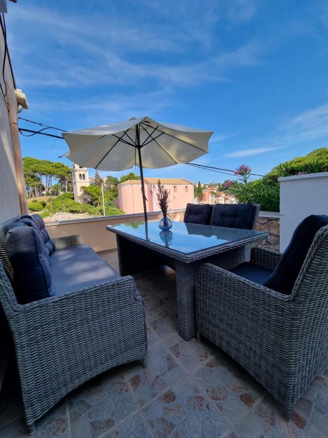 Narcis Central Apartment With Sea & City Views Veli Lošinj Εξωτερικό φωτογραφία