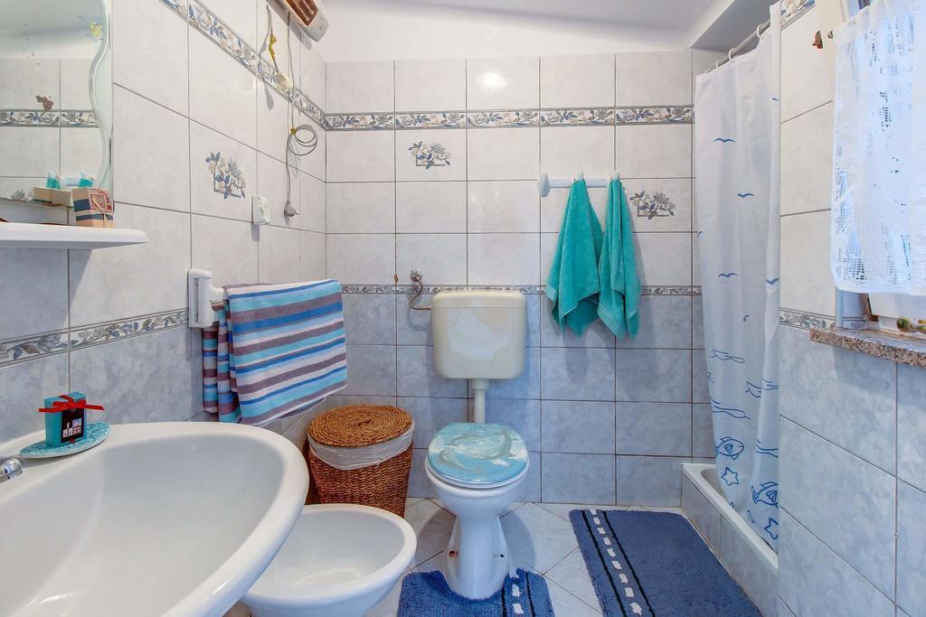 Narcis Central Apartment With Sea & City Views Veli Lošinj Εξωτερικό φωτογραφία