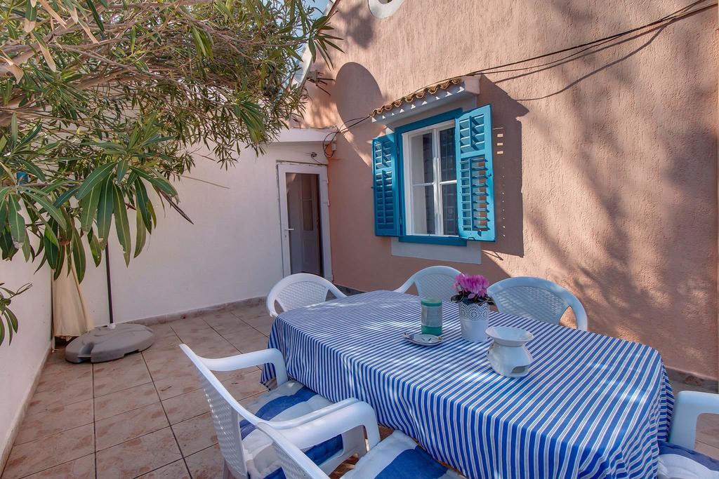 Narcis Central Apartment With Sea & City Views Veli Lošinj Εξωτερικό φωτογραφία